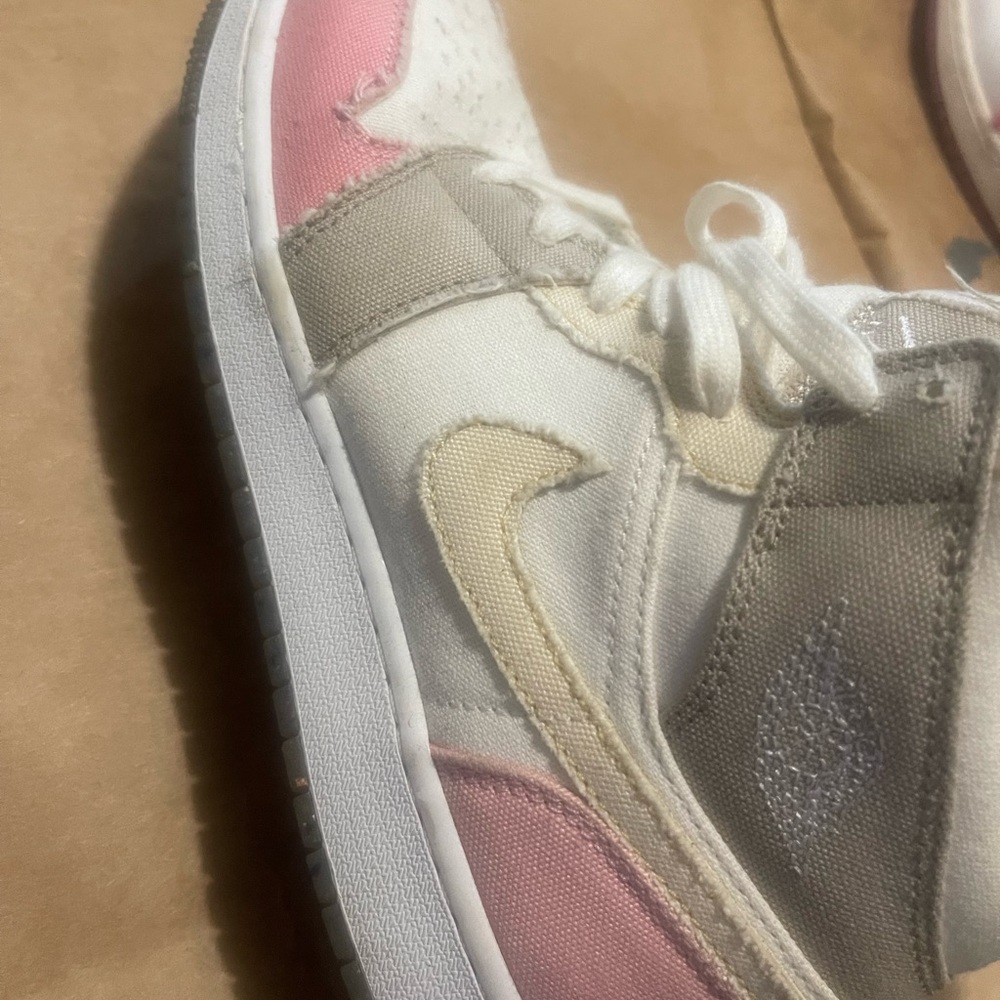 Nike Sneakers with Pink and Beige Highlights